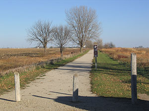 Trail/shared use path (unpaved)